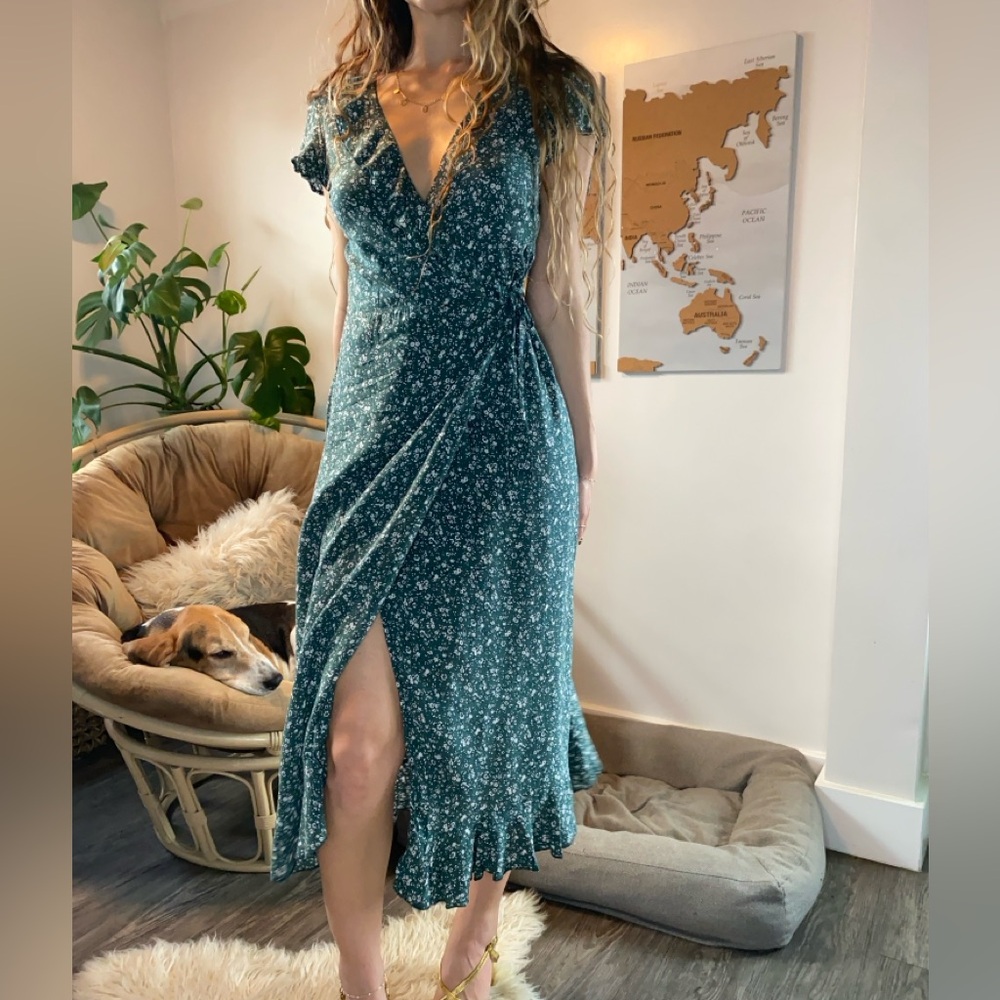 Kimchi Blue Green Floral Wrap Midi Dress – Size M